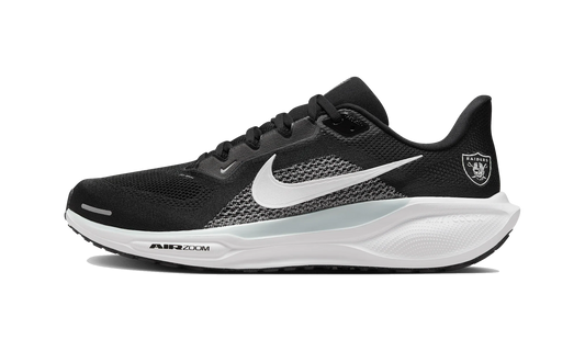 Overkicks - Nike Air Zoom Pegasus 41 Las Vegas Raiders (2025) (IB3201-001) - vista lateral