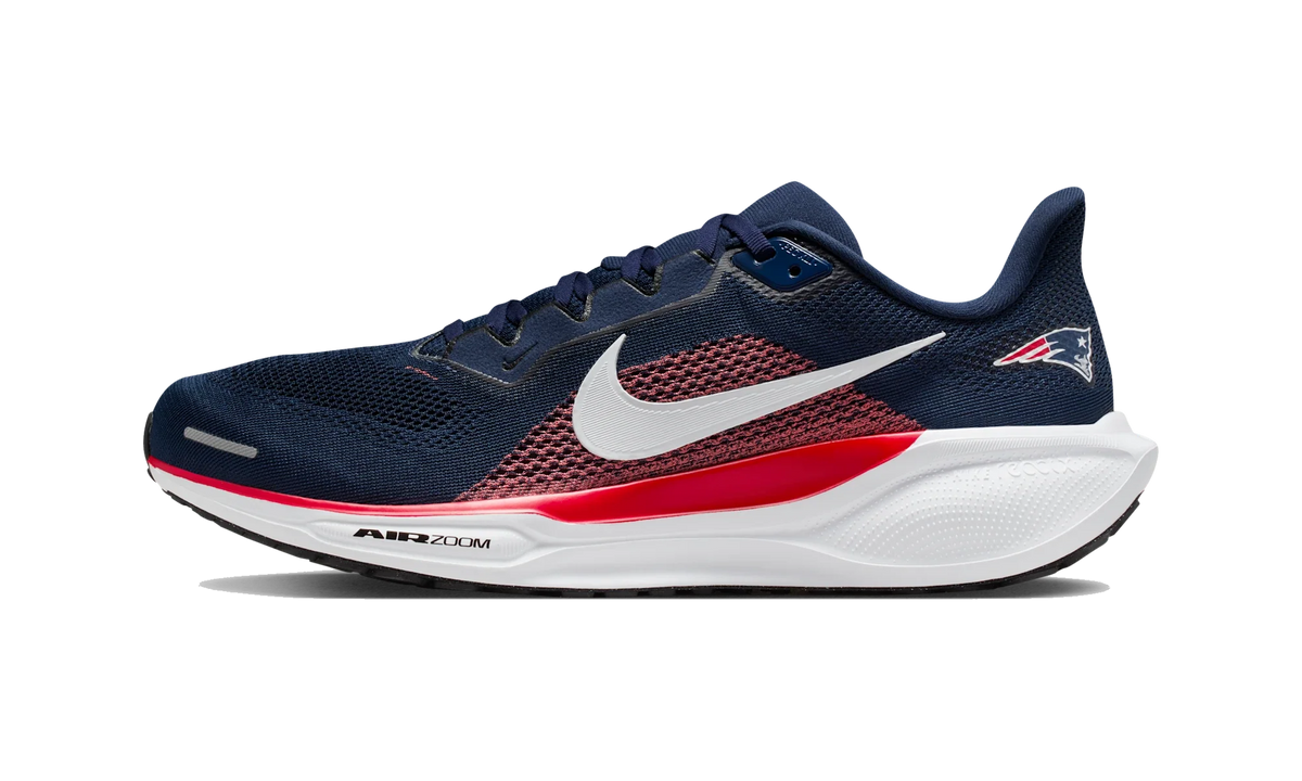 Overkicks - Nike Air Zoom Pegasus 41 New England Patriots (2025) (IB3205-400) - vista lateral