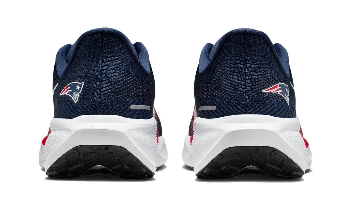 Overkicks - Nike Air Zoom Pegasus 41 New England Patriots (2025) (IB3205-400) - detalle talon