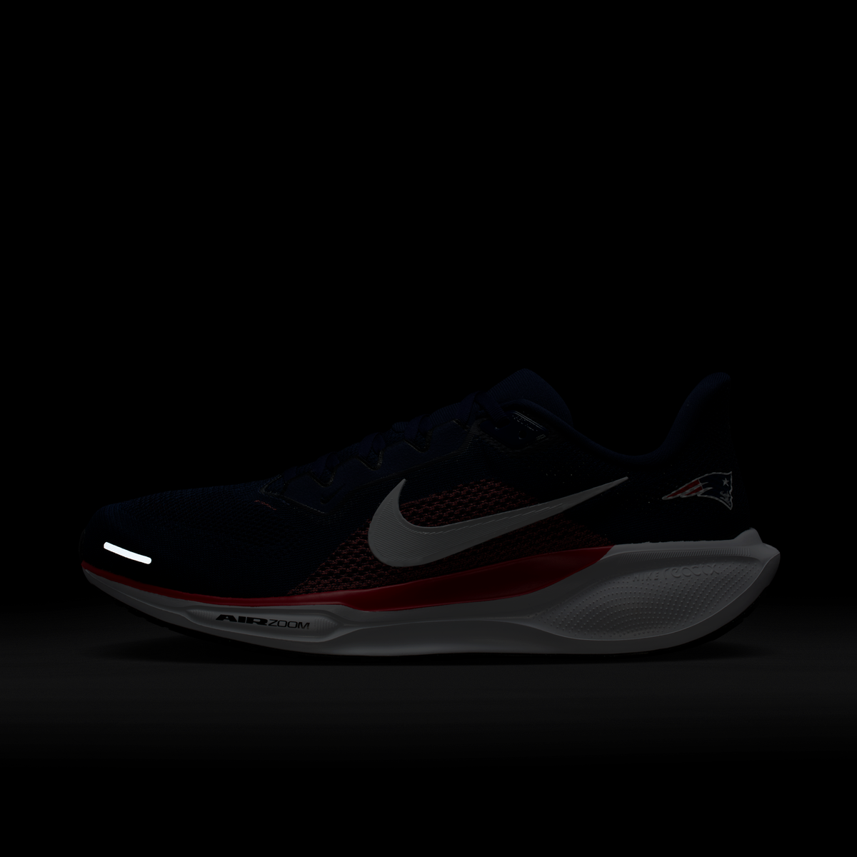 Overkicks - Nike Air Zoom Pegasus 41 New England Patriots (2025) (IB3205-400) - detalle