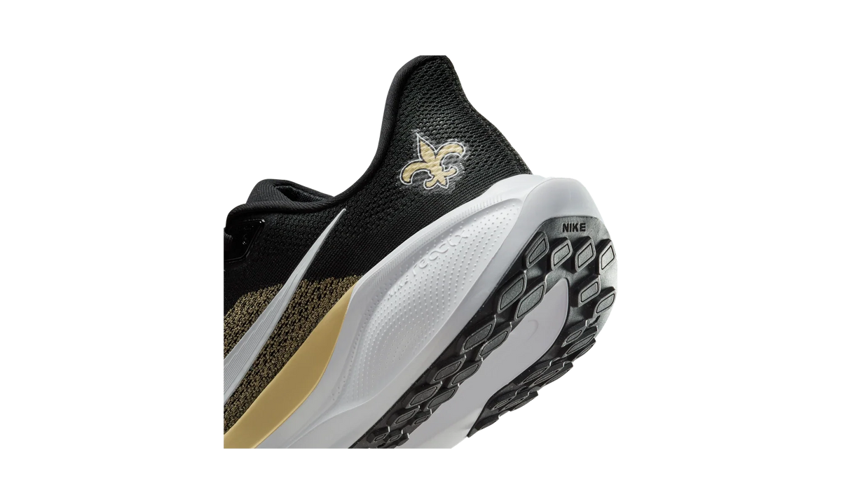 Overkicks - Nike Air Zoom Pegasus 41 New Orleans Saints (2025) (IB3212-001) - detalle