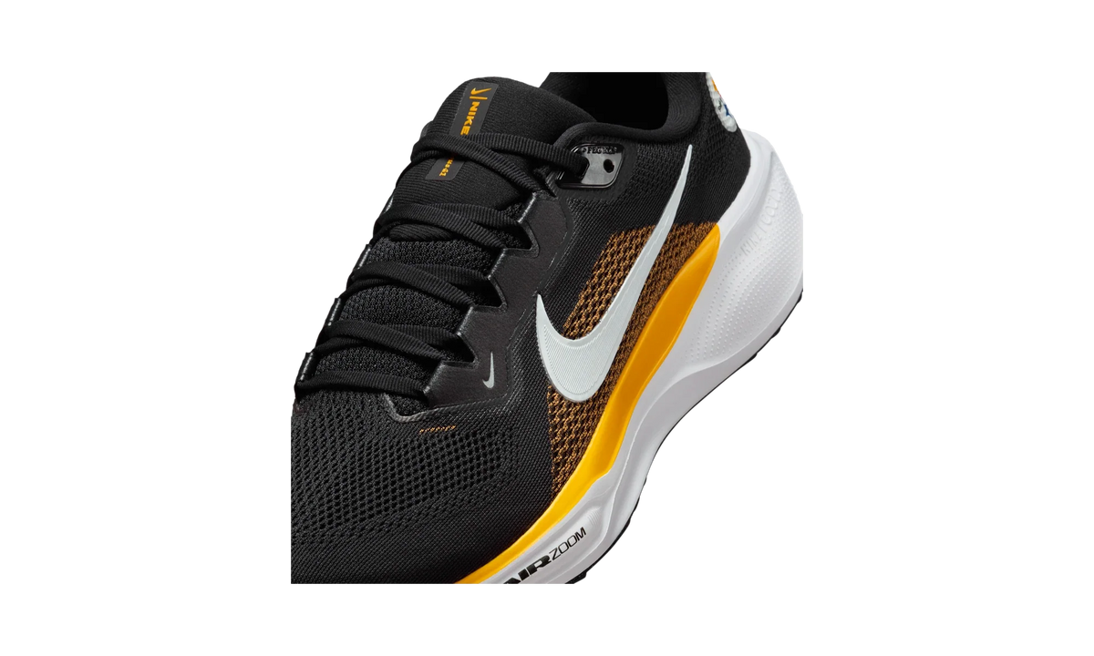Overkicks - Nike Air Zoom Pegasus 41 Pittsburgh Steelers (2025) (IB3213-001) - detalle lateral interior