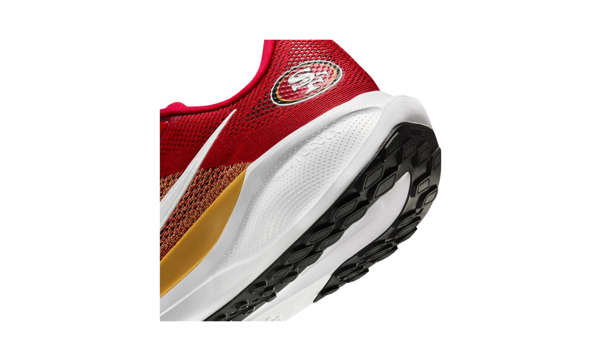 Overkicks - Nike Air Zoom Pegasus 41 San Francisco 49ers (2025) (IB3186-600) - detalle