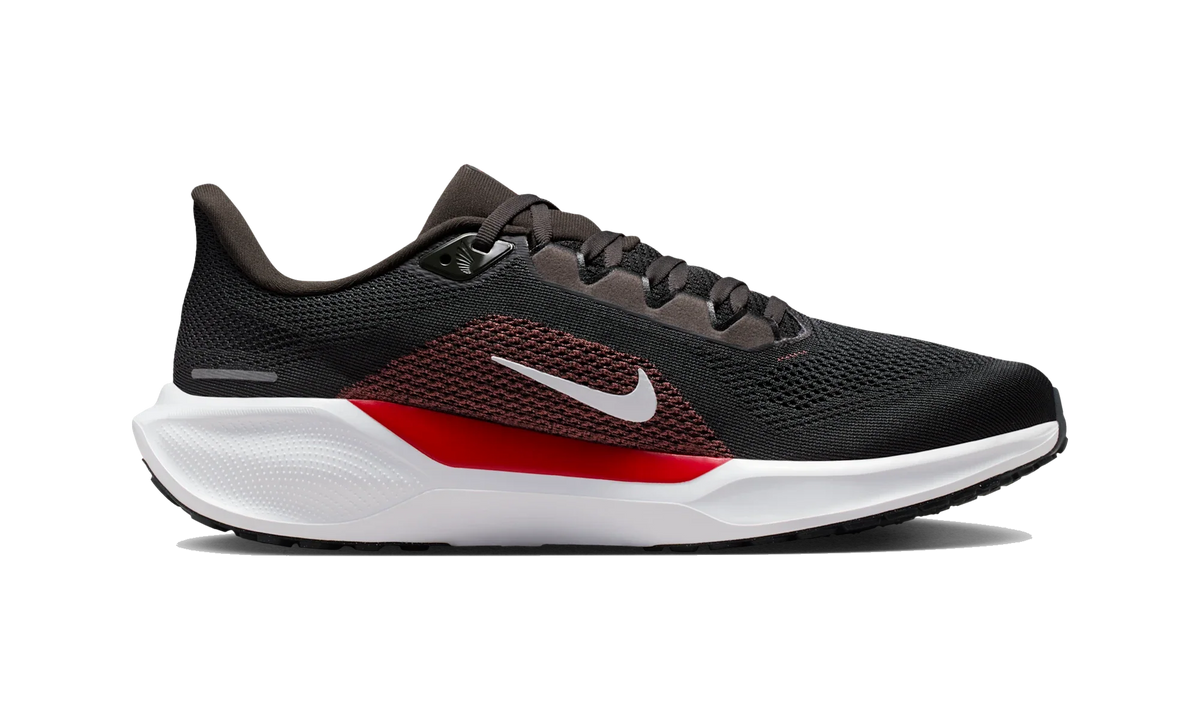 Overkicks - Nike Air Zoom Pegasus 41 Tampa Bay Buccaneers (2025) (IB3198-200) - detalle suela