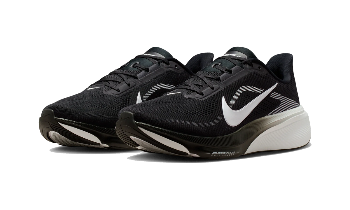 Overkicks - Nike Air Zoom Pegasus 42 Black White (IB1873-001) - vista trasera