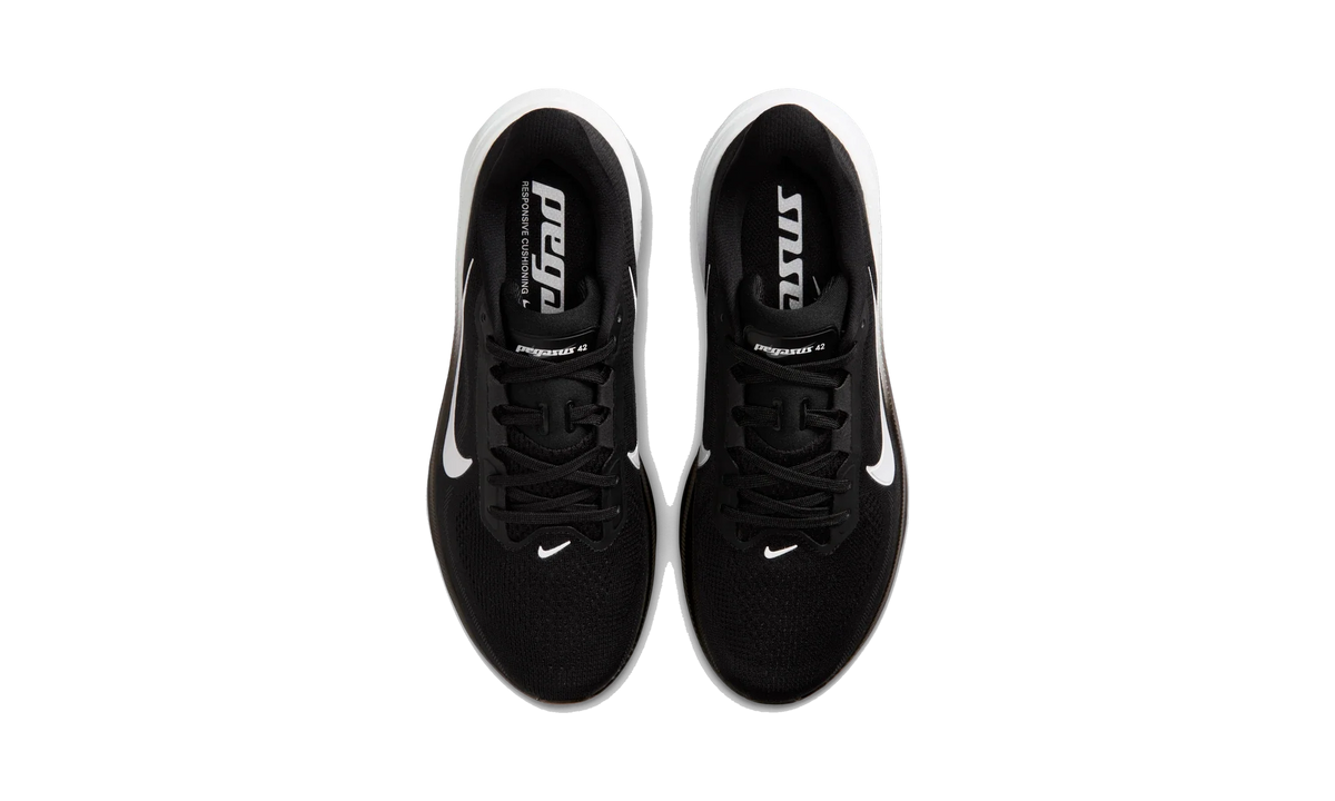 Overkicks - Nike Air Zoom Pegasus 42 Black White (Womens) (IB1881-001) - vista superior