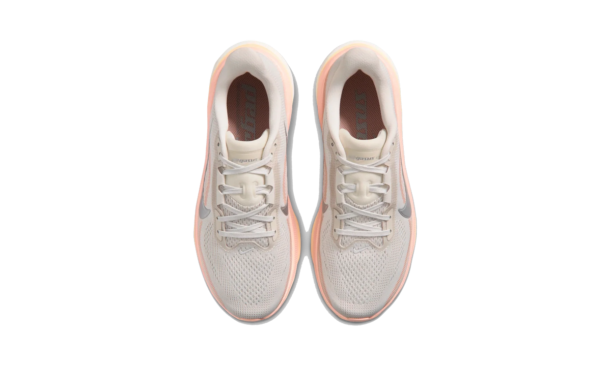 Overkicks - Nike Air Zoom Pegasus 42 Light Bone Arctic Orange (Womens) (IB1881-002) - vista superior