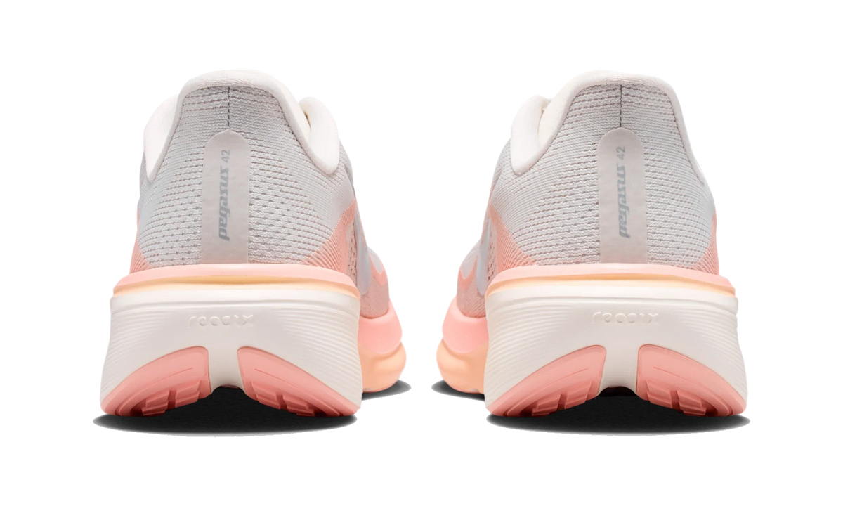 Overkicks - Nike Air Zoom Pegasus 42 Light Bone Arctic Orange (Womens) (IB1881-002) - detalle talon