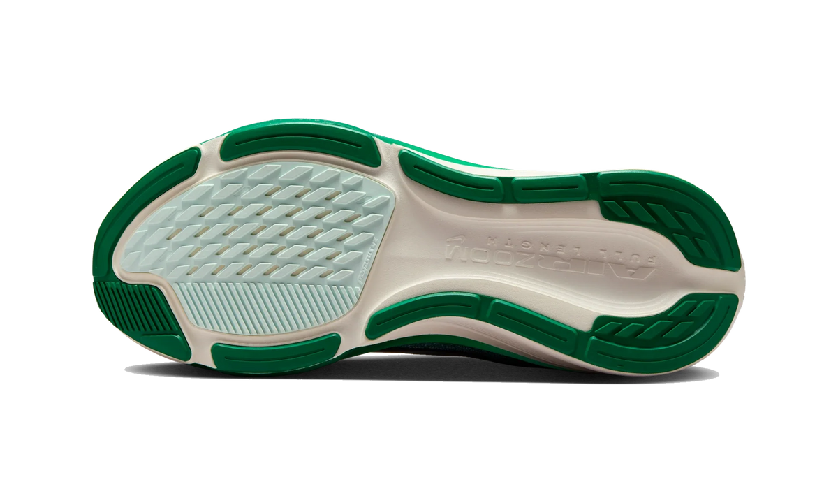 Overkicks - Nike Air Zoom Pegasus 42 Malachite Barely Green (Womens) (IB1881-100) - par completo