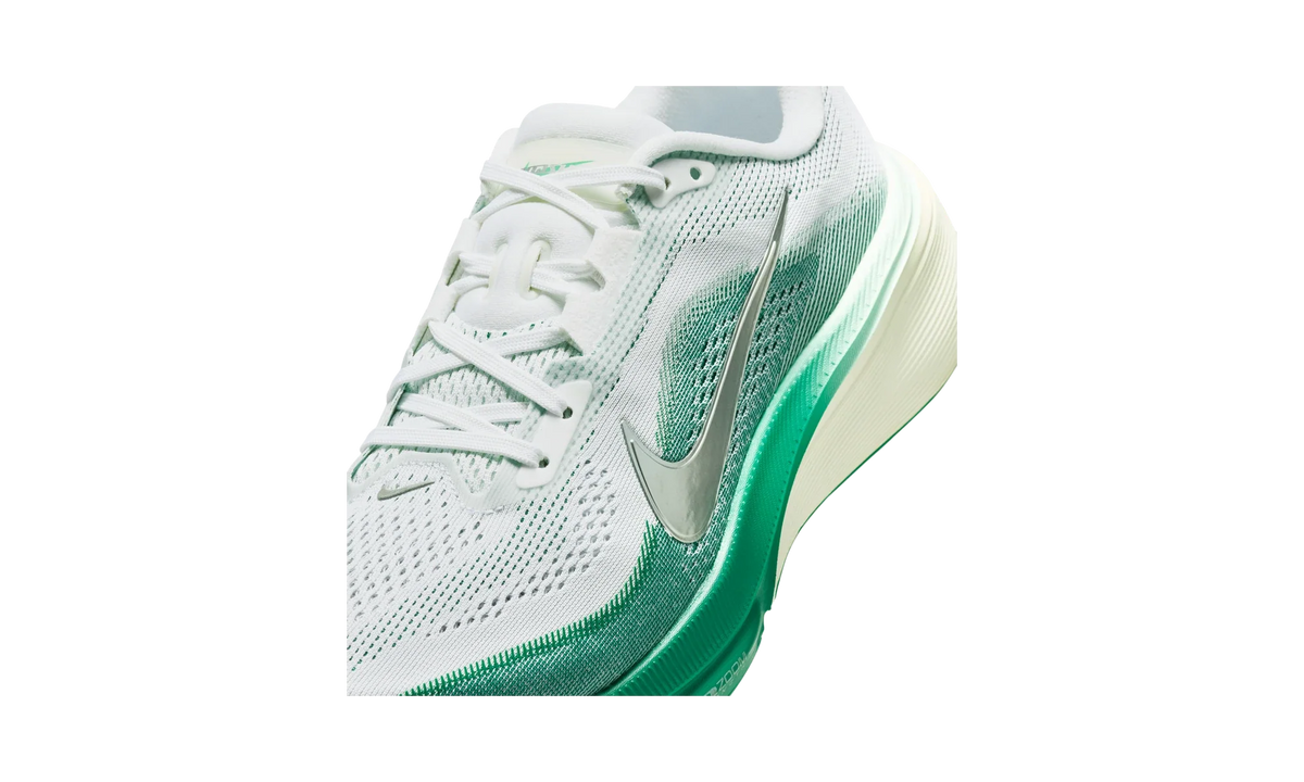 Overkicks - Nike Air Zoom Pegasus 42 Malachite Barely Green (Womens) (IB1881-100) - detalle lateral interior