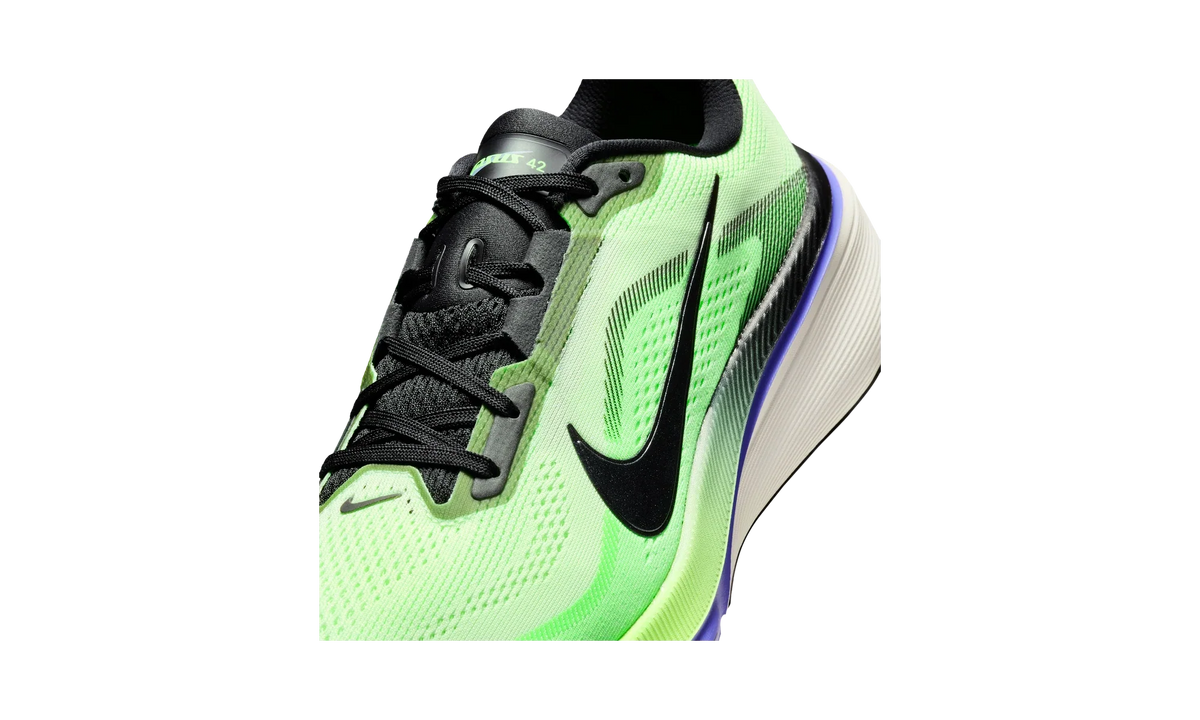 Overkicks - Nike Air Zoom Pegasus 42 Volt Tint Sapphire (IB1873-702) - detalle lateral interior