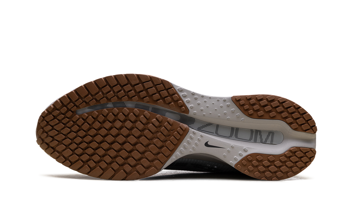 Overkicks - Nike Air Zoom Pegasus Premium College Grey Gum (HQ2592-010) - vista superior