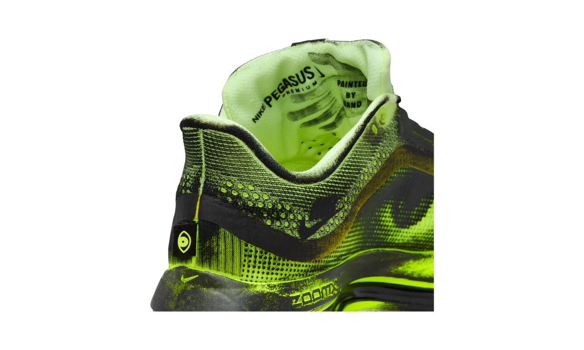 Overkicks - Nike Air Zoom Pegasus Premium Melitta Baumeister Volt (Womens) (IQ7336-700) - detalle