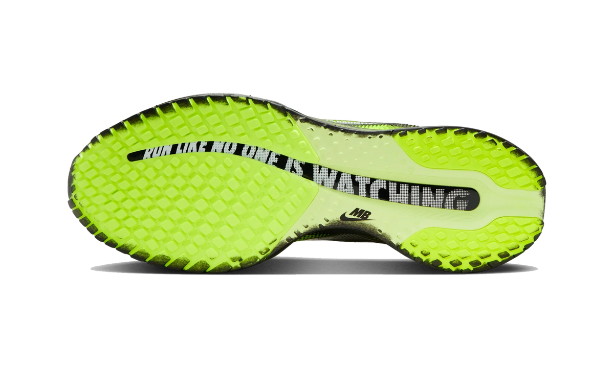Overkicks - Nike Air Zoom Pegasus Premium Melitta Baumeister Volt (Womens) (IQ7336-700) - par completo