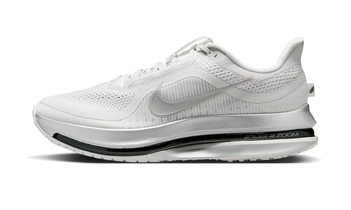 Overkicks - Nike Air Zoom Pegasus Premium Photon Dust Black Metallic Silver (IR1229-001) - vista lateral