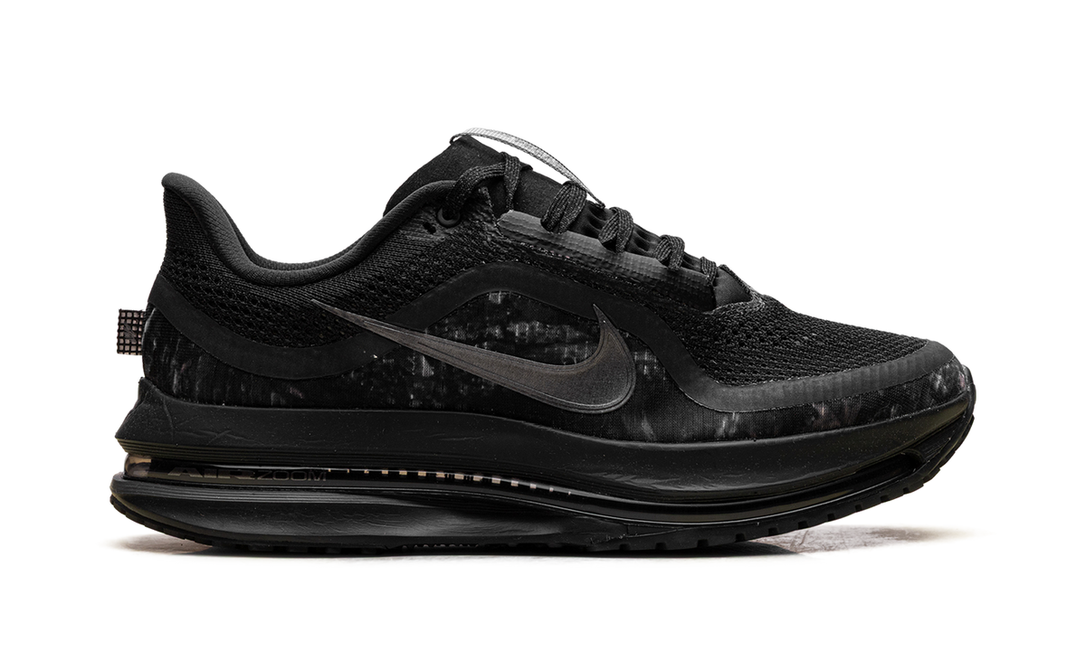 Overkicks - Nike Air Zoom Pegasus Premium Realtree Camo Off Noir (IF9630-001) - detalle talon