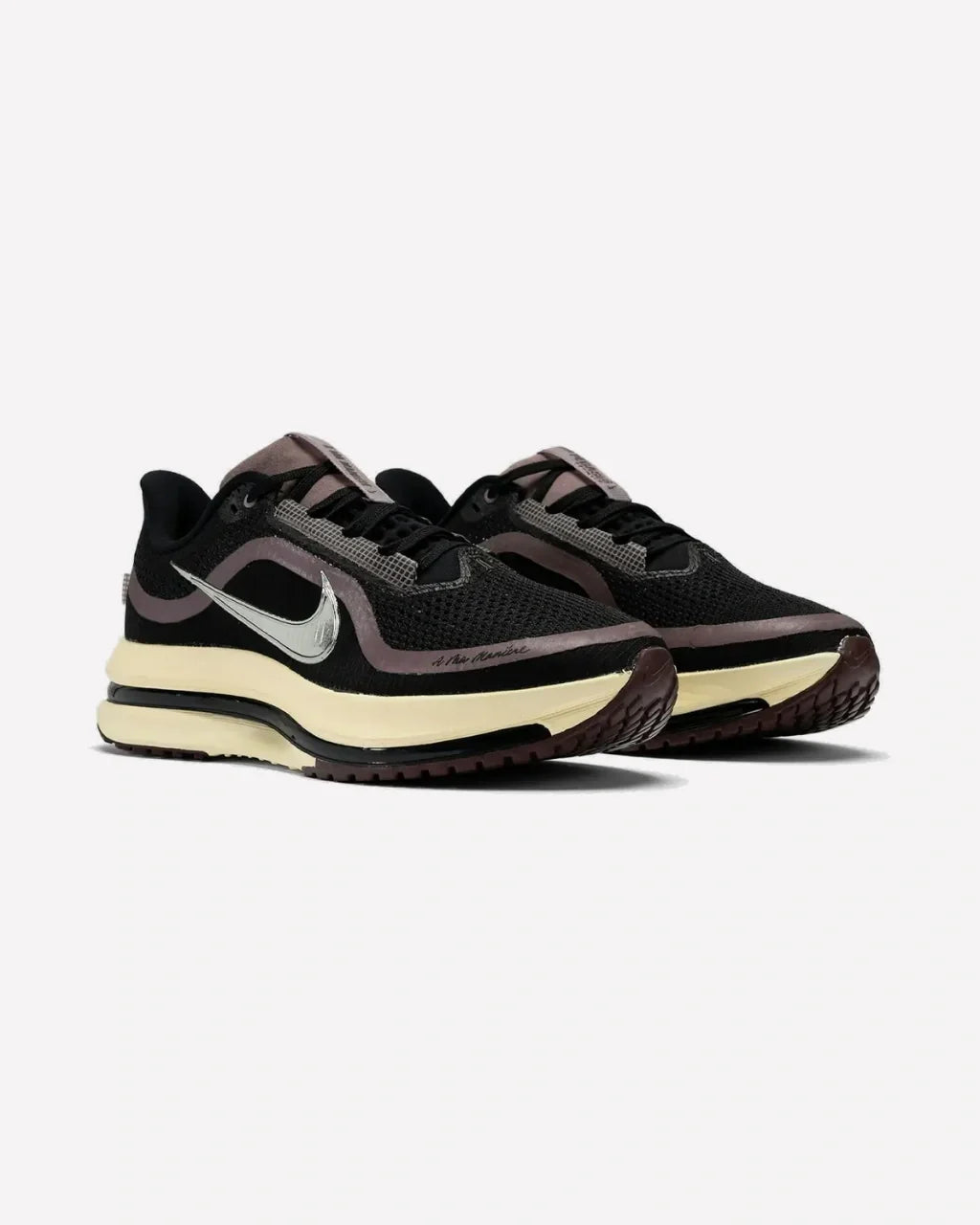 Overkicks - Nike Air Zoom Pegasus Premium SP A Ma Maniére Black Burgundy Crush (IM0701-001) - imagen 2