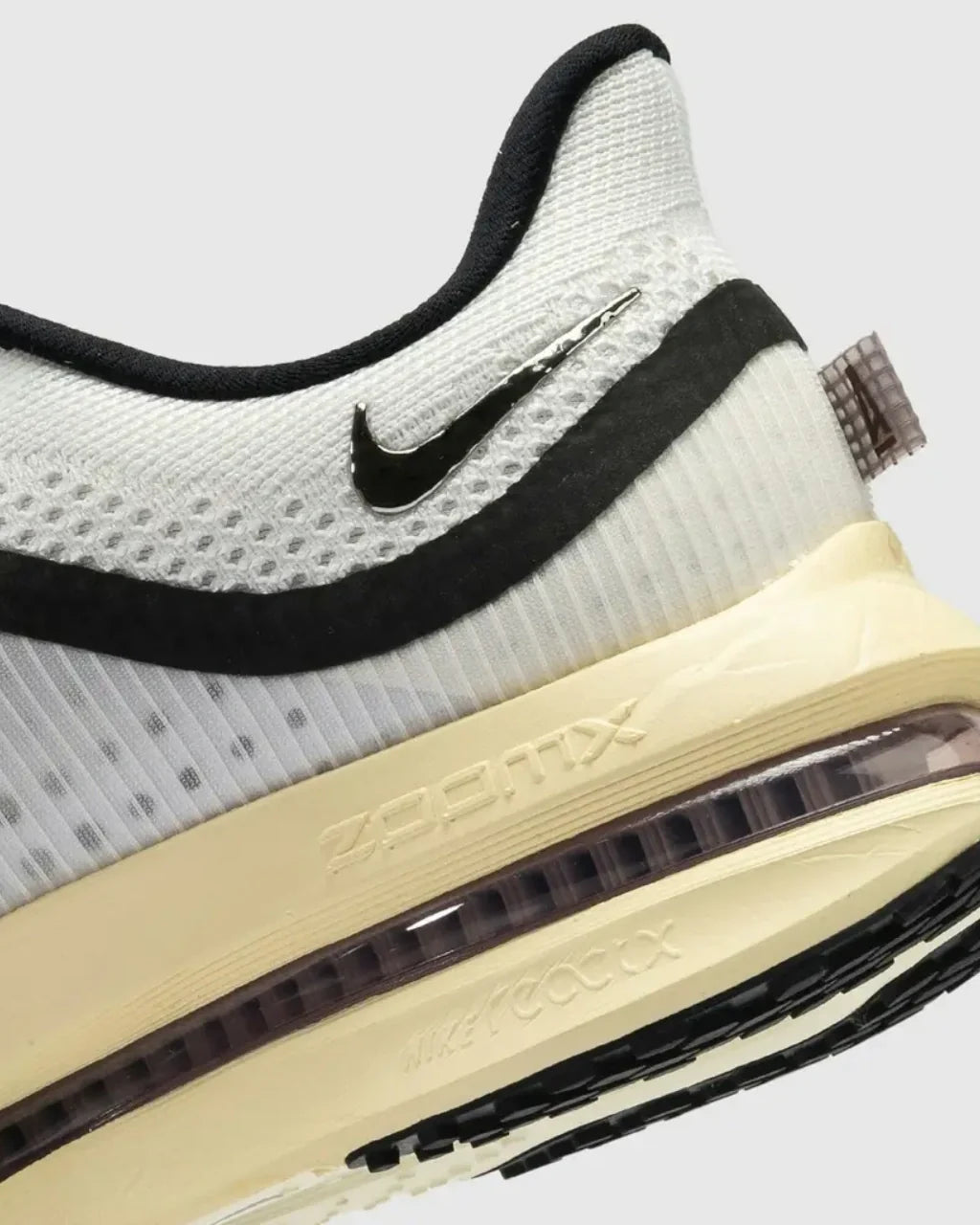 Overkicks - Nike Air Zoom Pegasus Premium SP A Ma Maniére White Metallic Silver (IM0701-100) - imagen 4