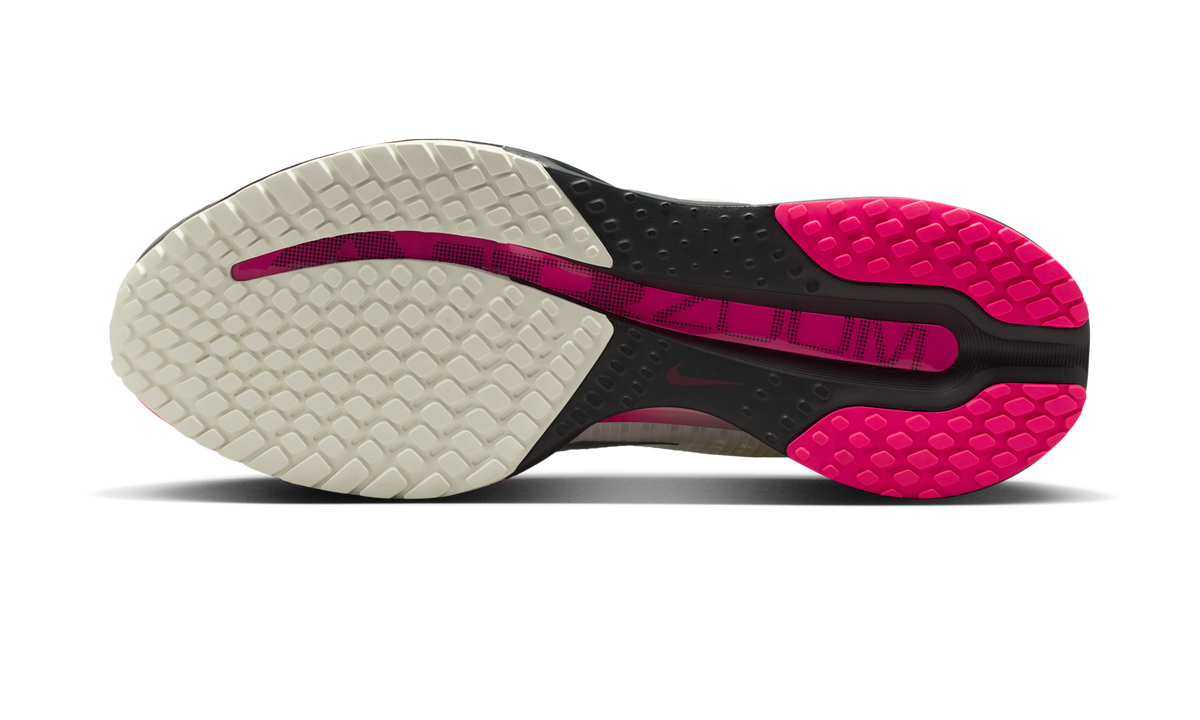 Overkicks - Nike Air Zoom Pegasus Premium Year of the Horse (IQ1130-001) - par completo