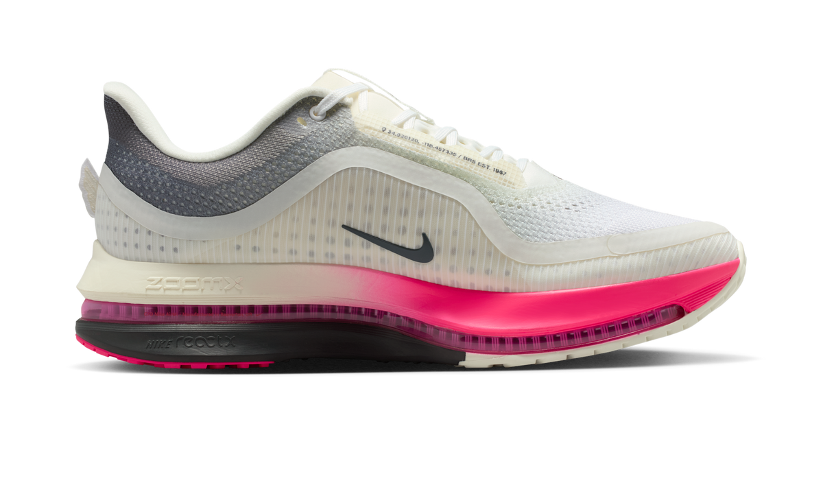 Overkicks - Nike Air Zoom Pegasus Premium Year of the Horse (IQ1130-001) - detalle suela
