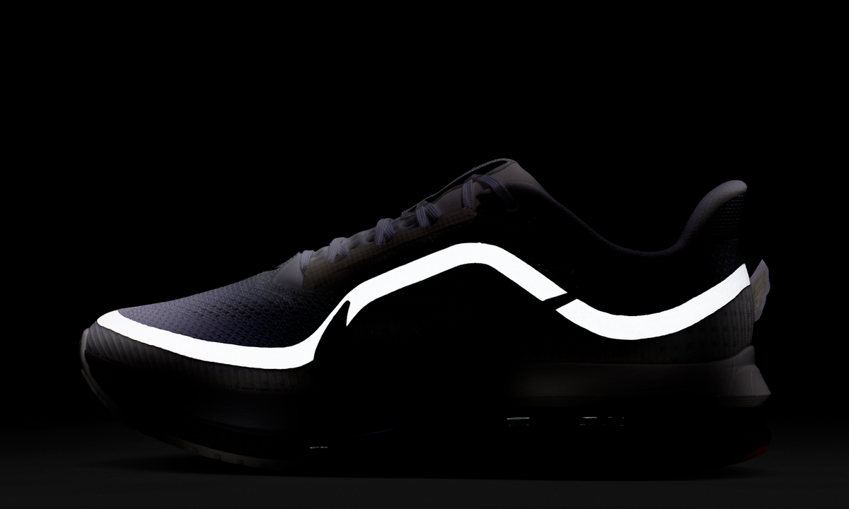 Overkicks - Nike Air Zoom Pegasus Premium Year of the Horse (IQ1130-001) - detalle
