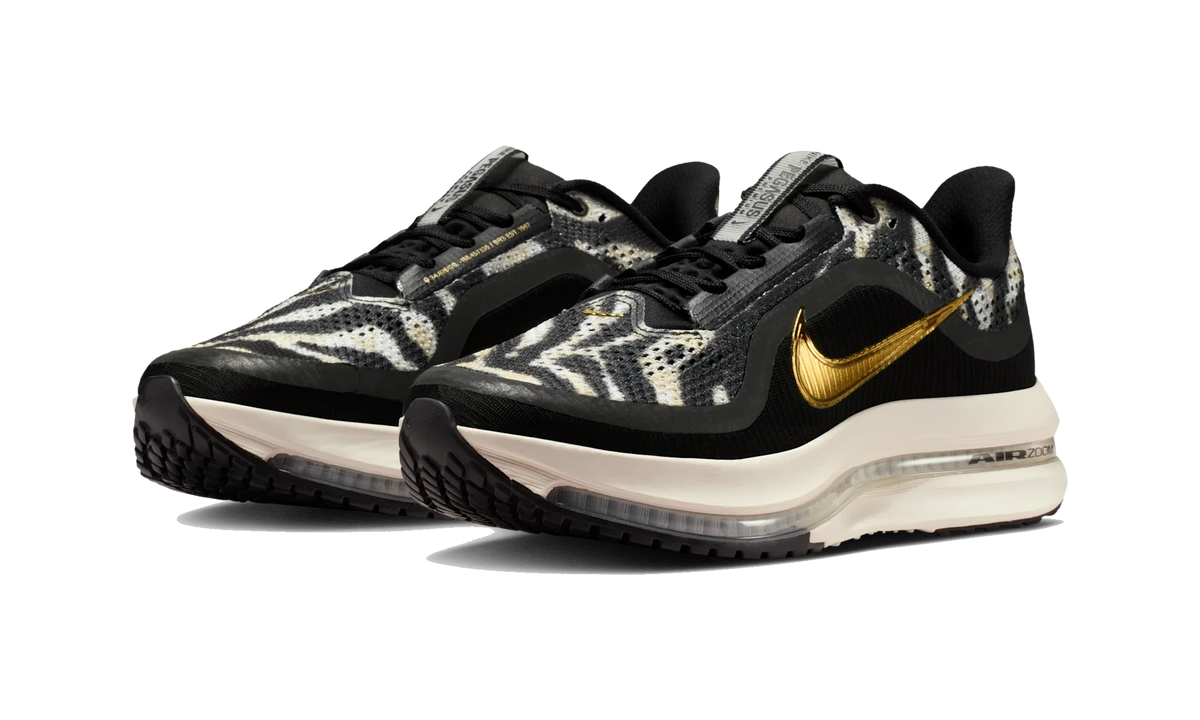 Overkicks - Nike Air Zoom Pegasus Premium Zebra (Womens) (IQ0368-010) - vista trasera