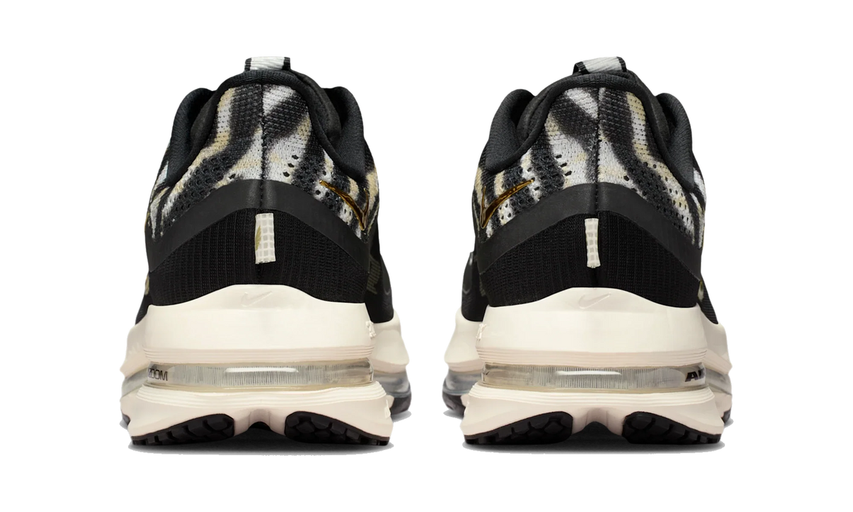 Overkicks - Nike Air Zoom Pegasus Premium Zebra (Womens) (IQ0368-010) - detalle talon