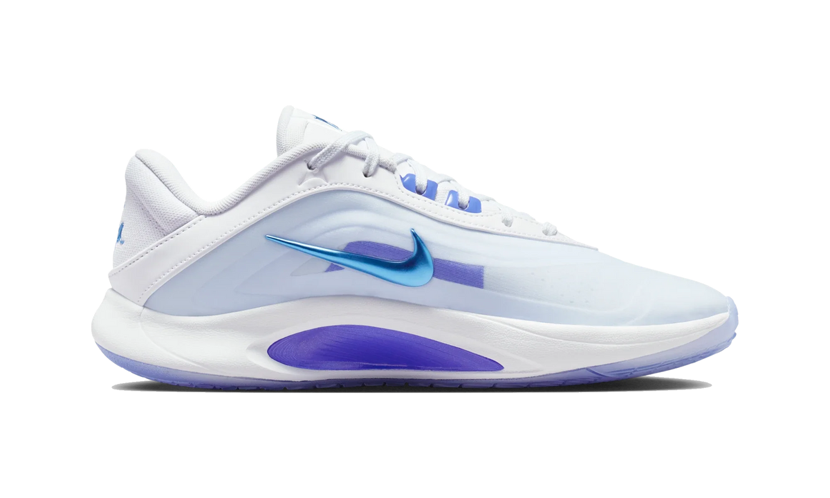 Overkicks - Nike Aja Wilson AOne Always Shining (Womens) (FZ8605-104) - detalle suela