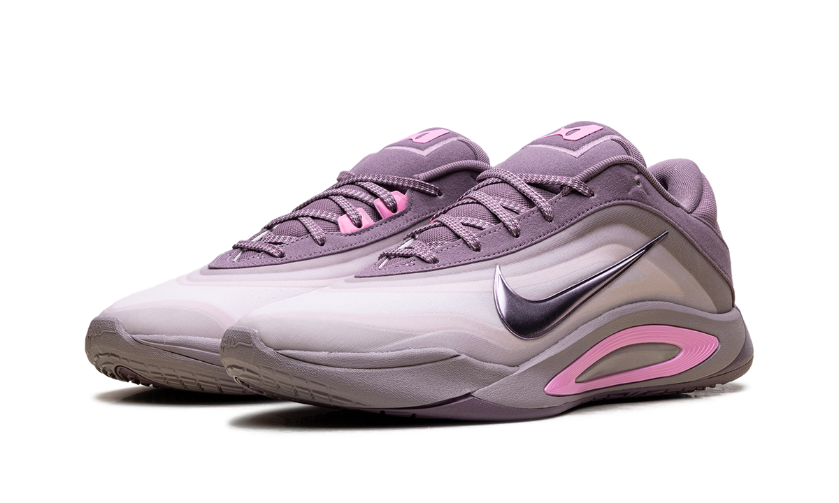 Overkicks - Nike Aja Wilson AOne Dog Mom (Womens) (FZ8605-501) - vista trasera