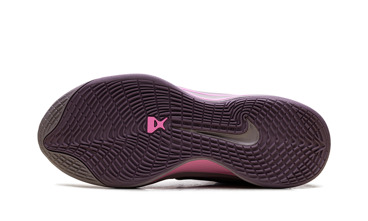 Overkicks - Nike Aja Wilson AOne Dog Mom (Womens) (FZ8605-501) - vista superior