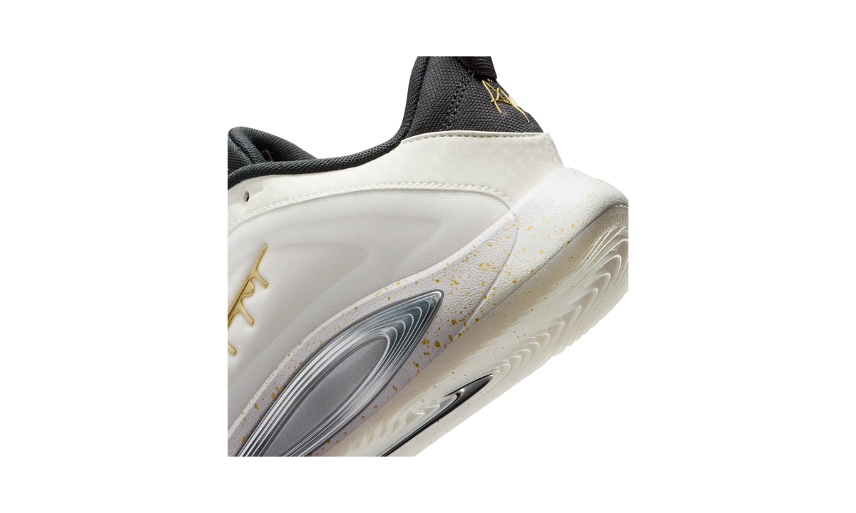 Overkicks - Nike A'ja Wilson A'One Gold Grillz (GS) (IM6125-100) - imagen 8