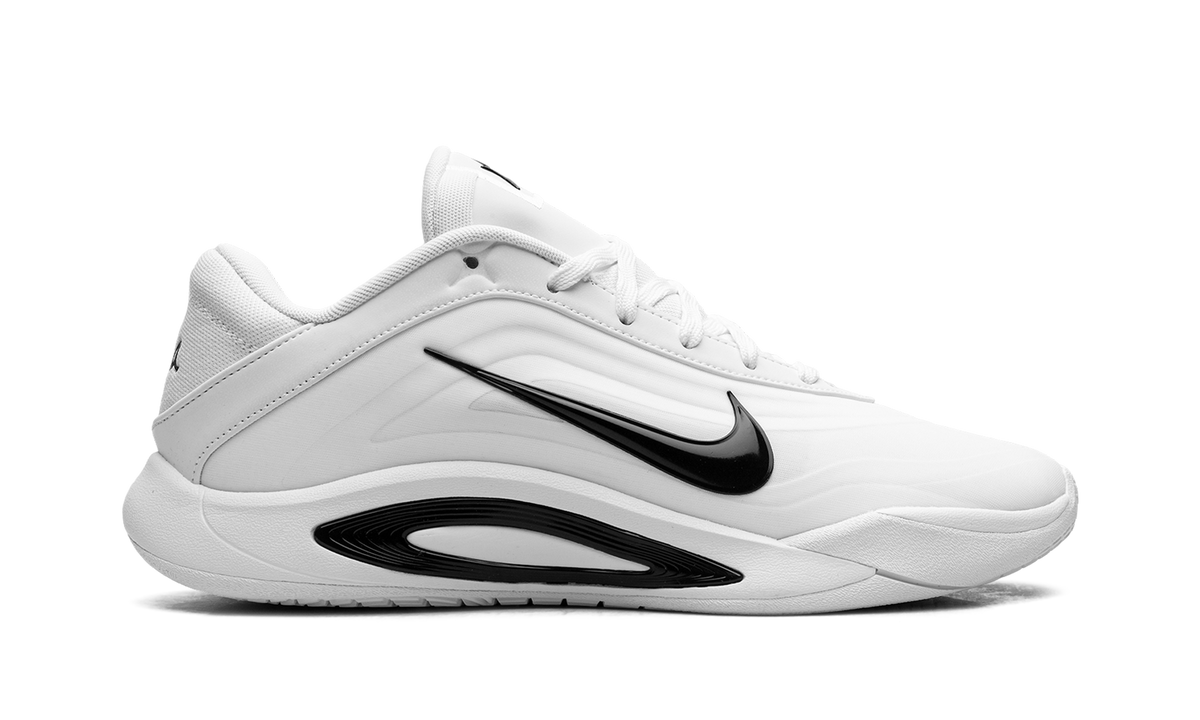 Overkicks - Nike Aja Wilson AOne TB White Black (Womens) (HQ8500-100) - detalle talon