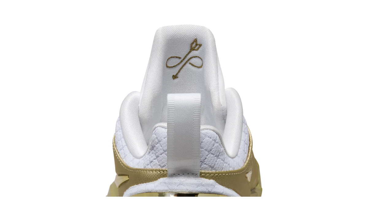 Overkicks - Nike Aja Wilson ATwo Gold Standard (Womens) (IO8212-900) - detalle