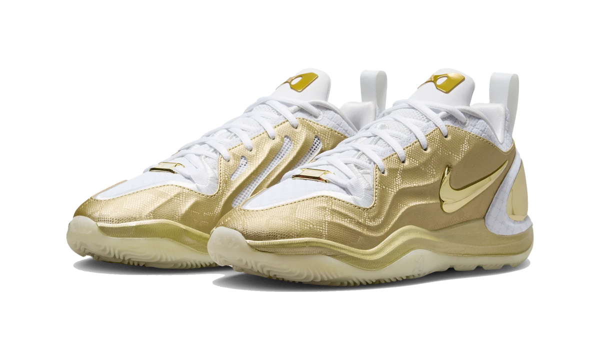 Overkicks - Nike Aja Wilson ATwo Gold Standard (Womens) (IO8212-900) - vista trasera