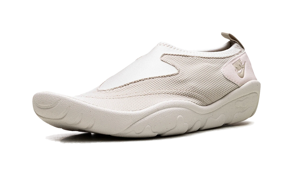 Overkicks - Nike Aqua Turf Light Orewood Brown Desert Khaki (Womens) (FZ5628-100) - detalle suela