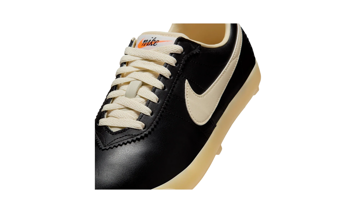 Overkicks - Nike Astro Grabber Black Muslin Sail (Womens) (II1259-001) - detalle lateral interior