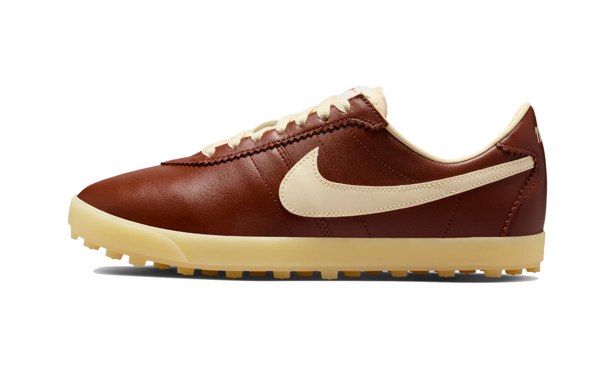 Overkicks - Nike Astro Grabber Cinnamon Muslin (Womens) (II1259-200) - vista lateral