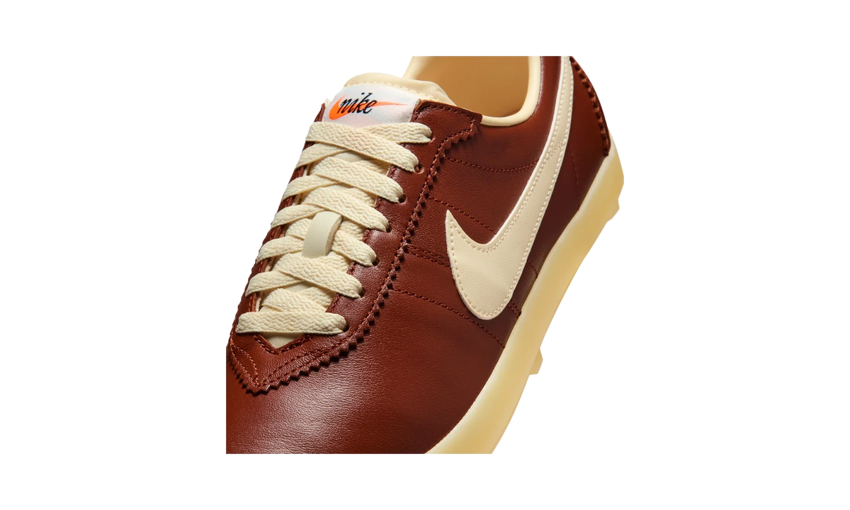 Overkicks - Nike Astro Grabber Cinnamon Muslin (Womens) (II1259-200) - detalle lateral interior