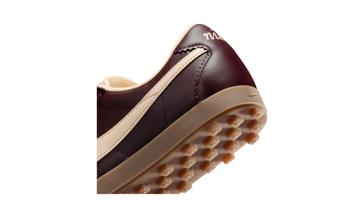 Overkicks - Nike Astro Grabber Leather Burgundy Crush Gum (Womens) (II1259-600) - detalle