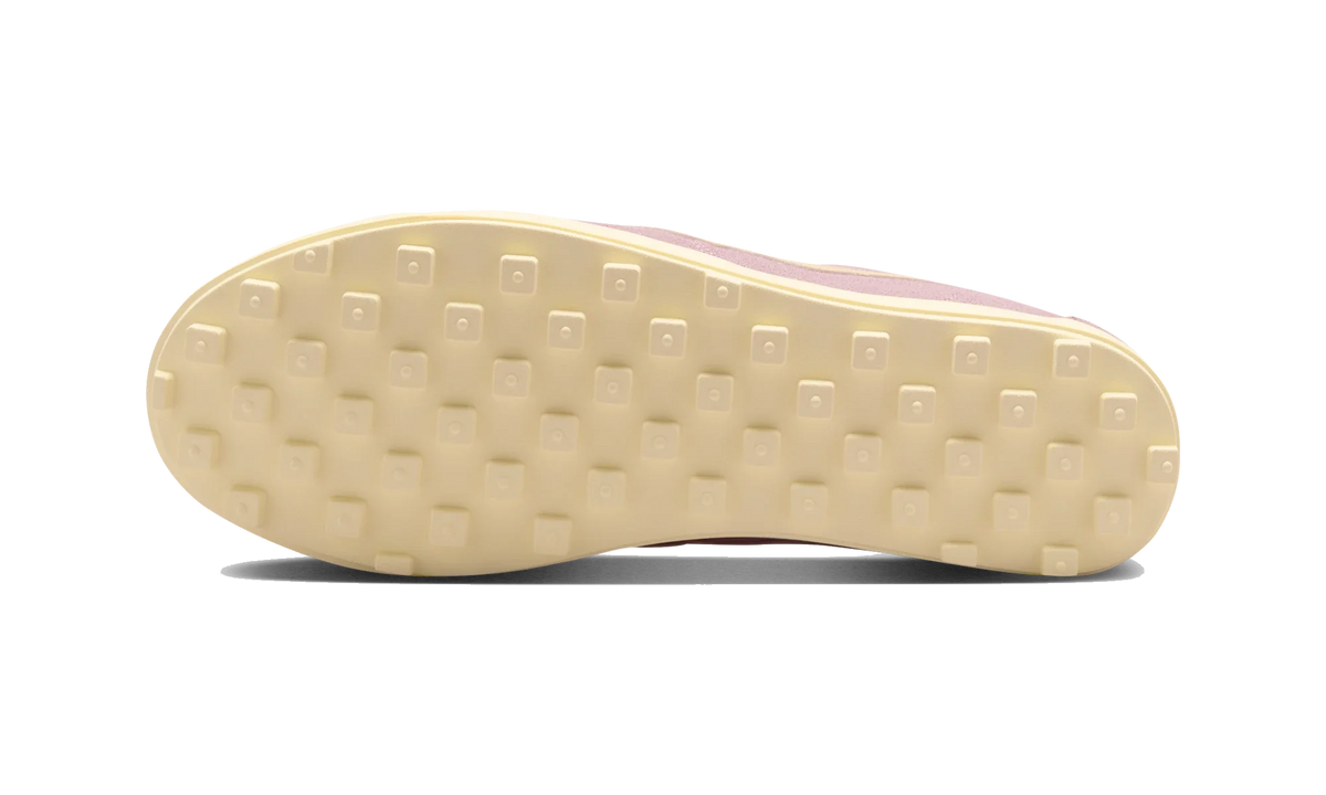 Overkicks - Nike Astro Grabber Suede Pink Foam Muslin (Womens) (IQ7611-600) - par completo