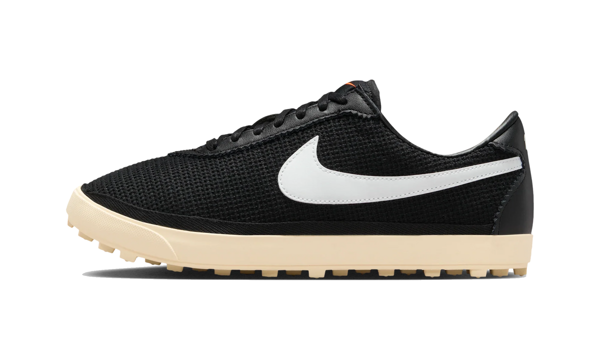Overkicks - Nike Astro Grabber Textile Black White (Womens) (II1248-001) - vista lateral