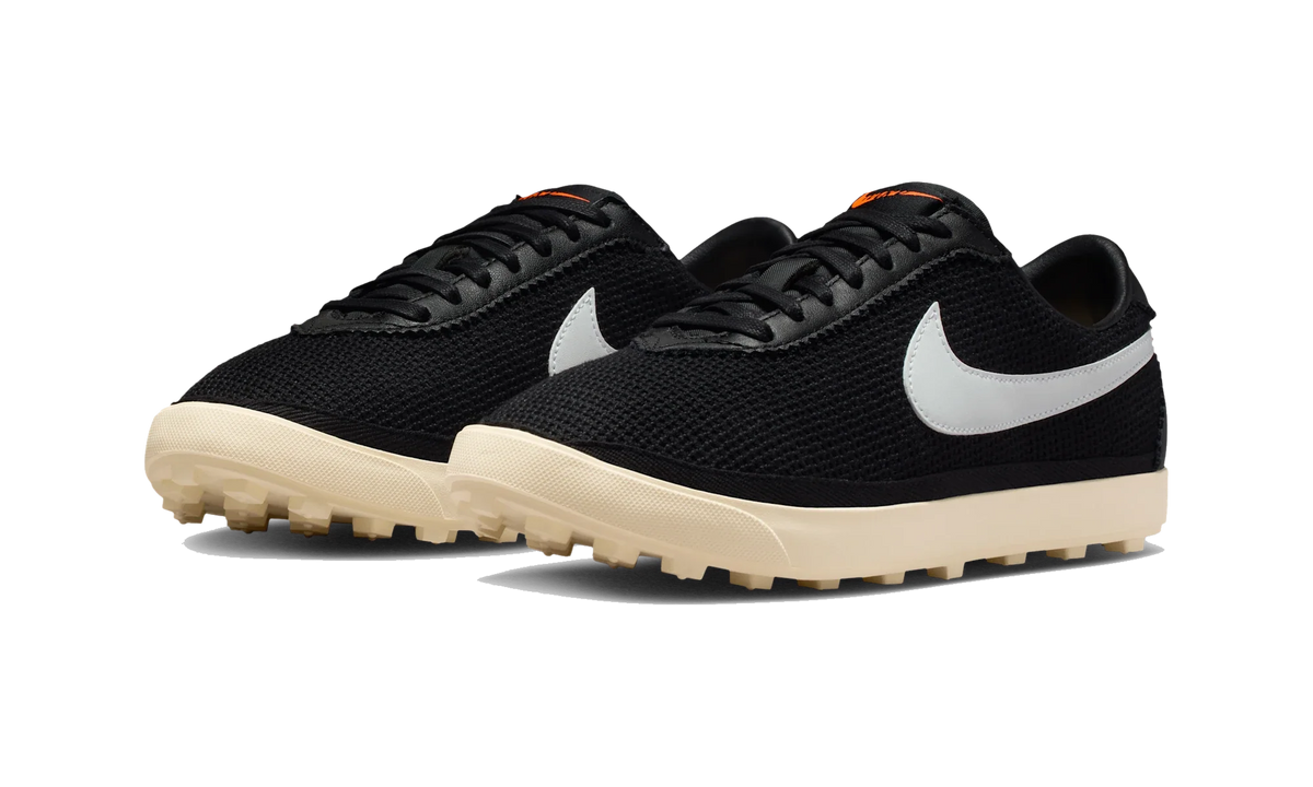 Overkicks - Nike Astro Grabber Textile Black White (Womens) (II1248-001) - vista trasera