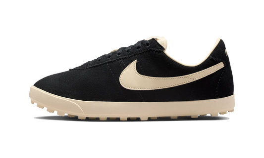 Overkicks - Nike Astrograbber Suede Black Muslin (Womens) (IQ7611-001) - vista lateral
