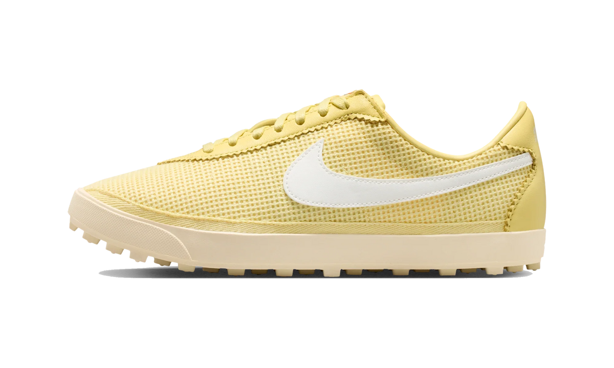 Overkicks - Nike Astrograbber Textile Soft Yellow Sail (Womens) (II1248-700) - vista lateral
