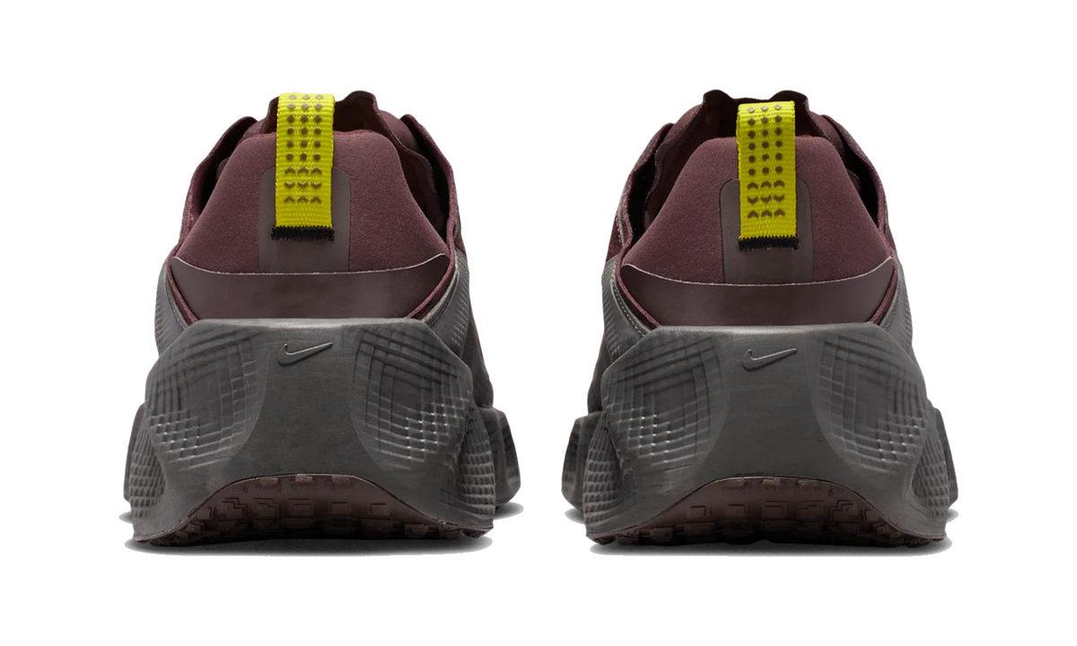 Overkicks - Nike Ava Rover Earth Black Bright Cactus (IM9327-200) - detalle talon