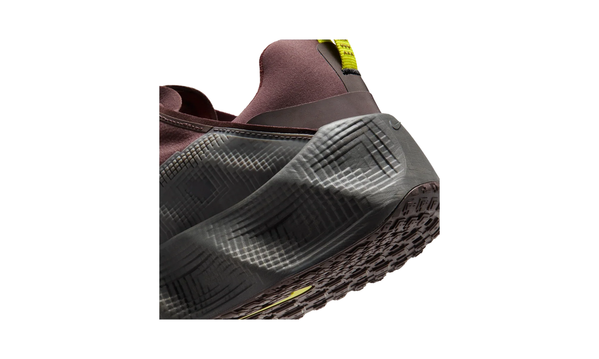 Overkicks - Nike Ava Rover Earth Black Bright Cactus (IM9327-200) - detalle