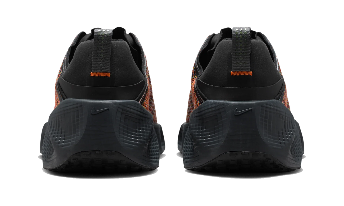 Overkicks - Nike Ava Rover Premium Black Iron Grey Lava Glow (IH8110-001) - detalle talon