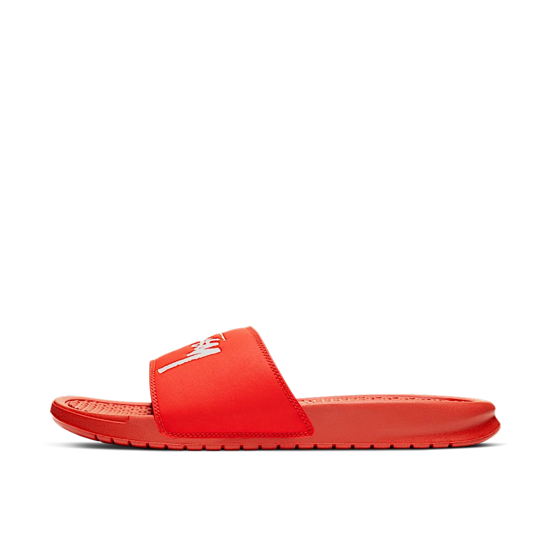 Overkicks - Nike Benassi Stussy Habanero Red (CW2787-600) - vista lateral