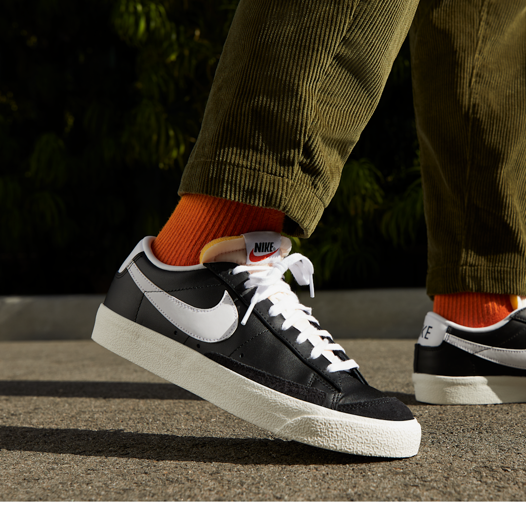 Overkicks - Nike Blazer Low 77 Black White (DA6364-001) - detalle suela