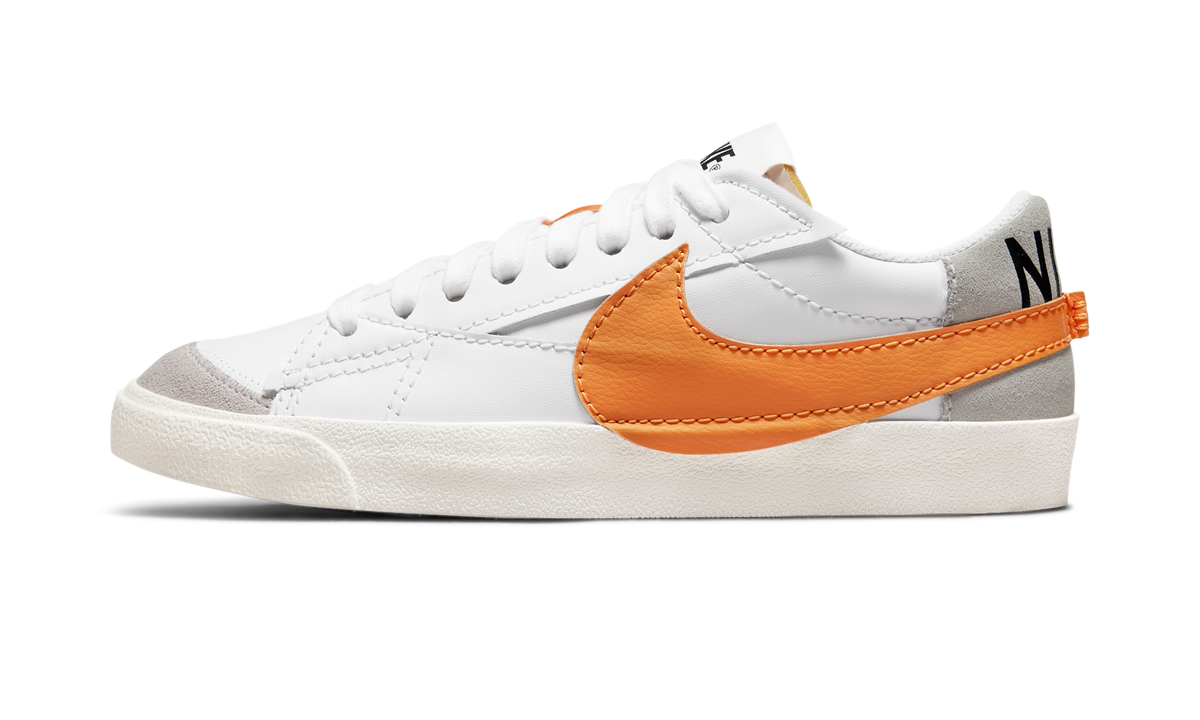 Overkicks - Nike Blazer Low 77 Jumbo White Alpha Orange Sail (DN2158-100) - vista lateral